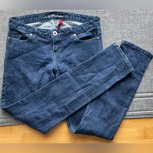 NWOT   Guess Dark Blue Los Angeles FOxY Skinny Jeans.    size 28